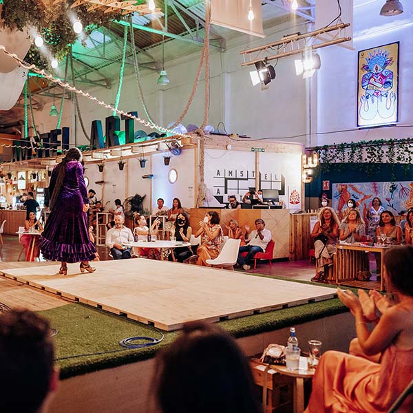 Evento en la sala principal de La Casa de La Mar